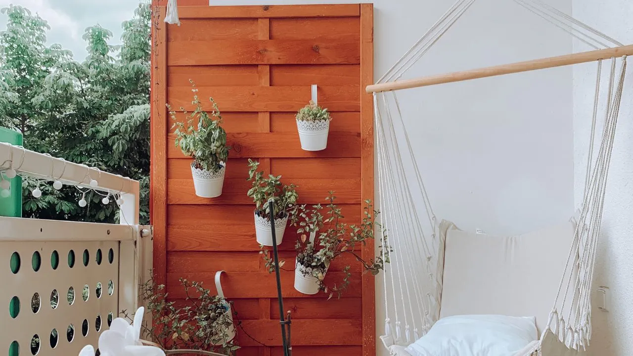 DIY Small Garden Ideas for Apartment Balconies